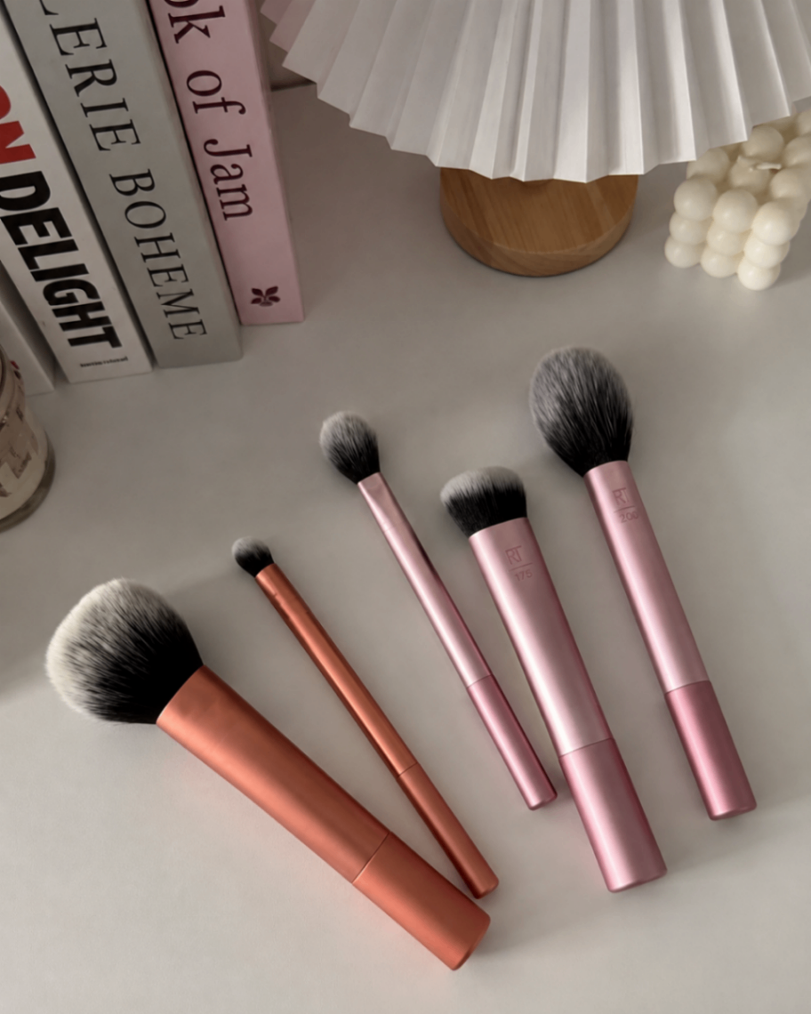ست ۵ تکه براش آرایشی ریل تکنیک مدل Face Essentials