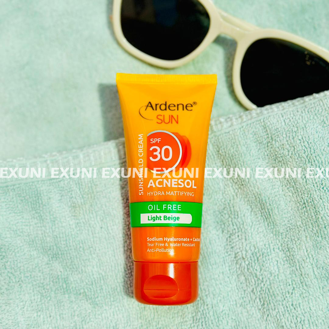 کرم ضد آفتاب فاقد چربی SPF30 با خاصیت مات کنندگی آردن- بژ روشن