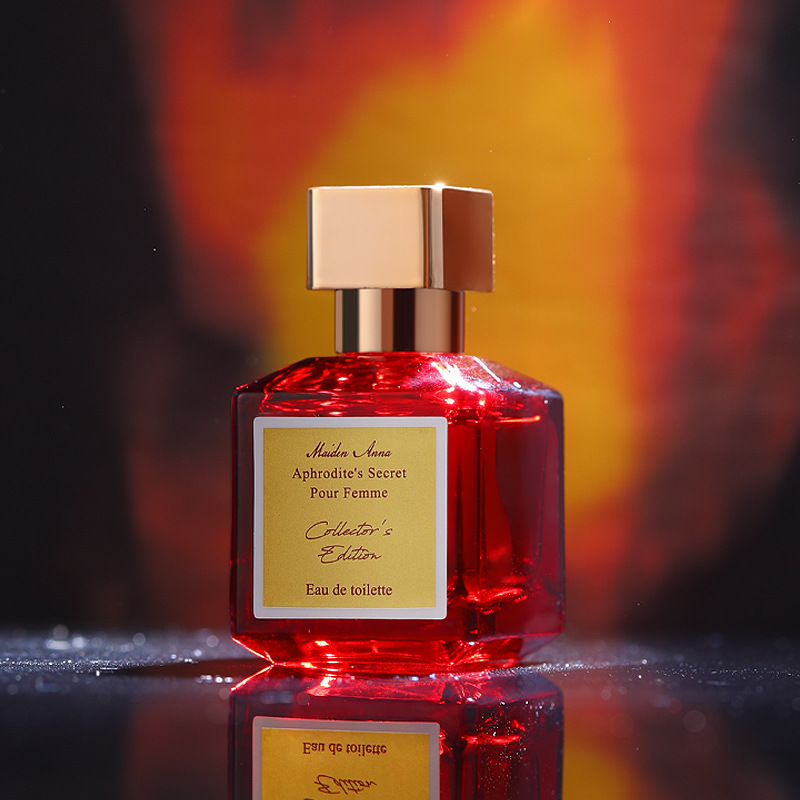 عطرAphrodite's Secret (مشابه باکارات رژ قرمز) DF Maiden Anna (گرم و شیرین)